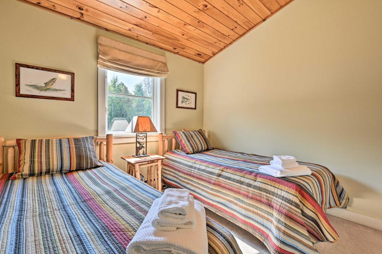 Cozy Apt With Hot Tub And Deck, 10 Mi To Stowe Resort! Exterior photo