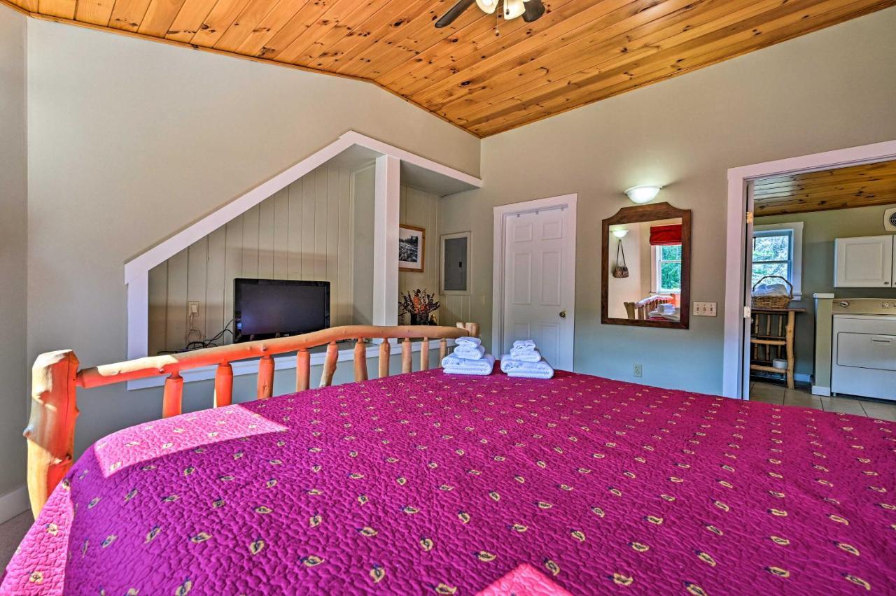 Cozy Apt With Hot Tub And Deck, 10 Mi To Stowe Resort! Exterior photo
